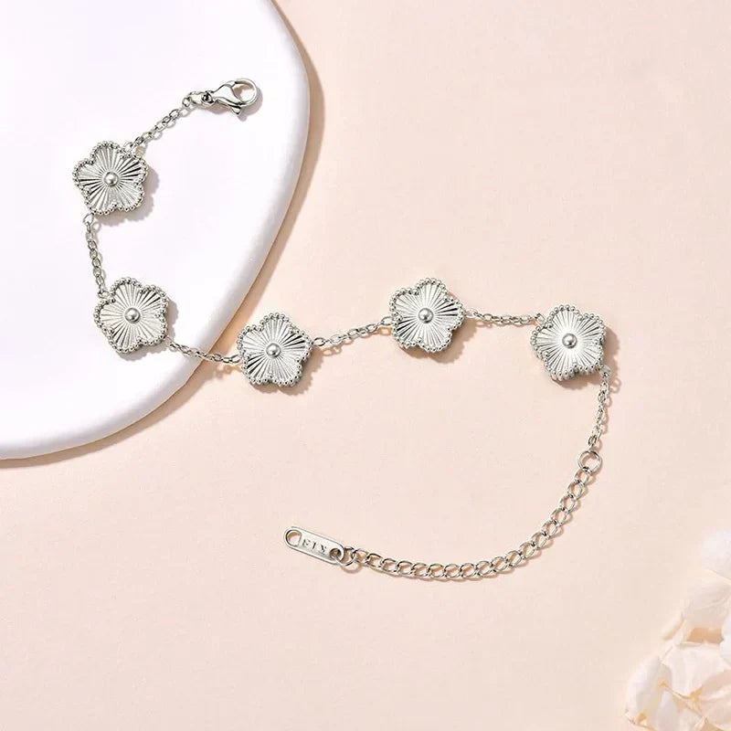 SereneClover™ Elegant Clover Flower Jewelry