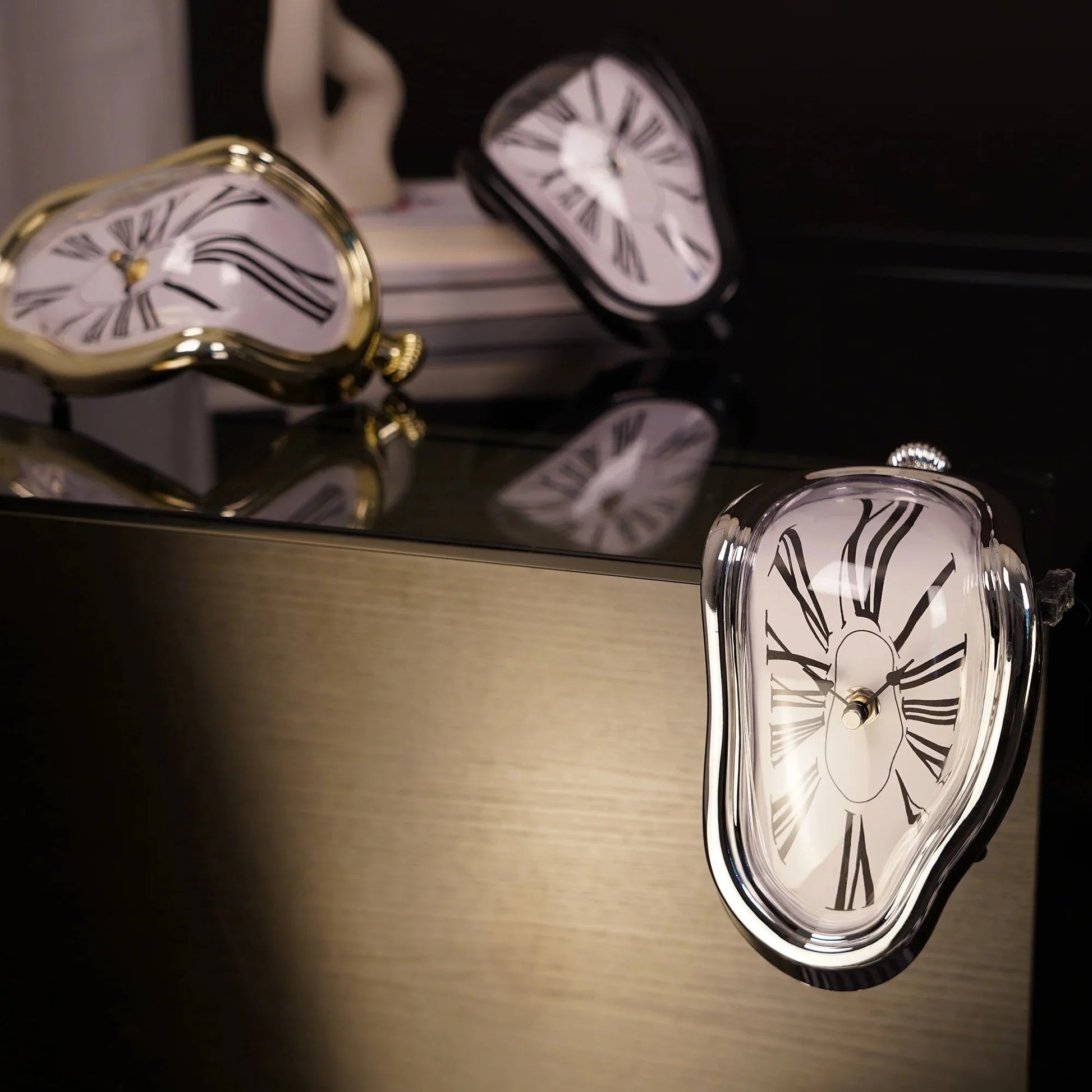 DALI Melting Clock Home Decor